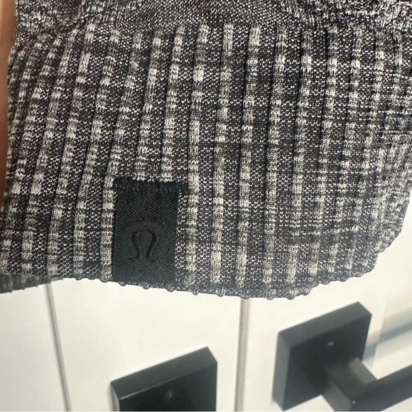 Lululemon Rest Less Pullover Long Sleeve in Heathered Black Large athletic gray - Picture 10 of 13